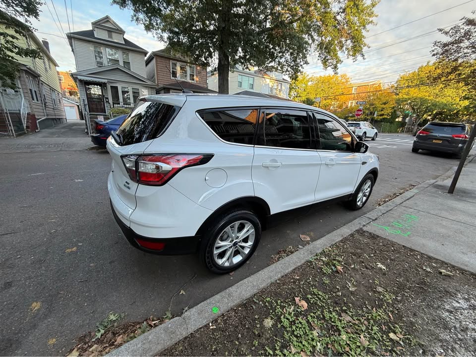 2017 Ford Escape SE AWD - photo 4