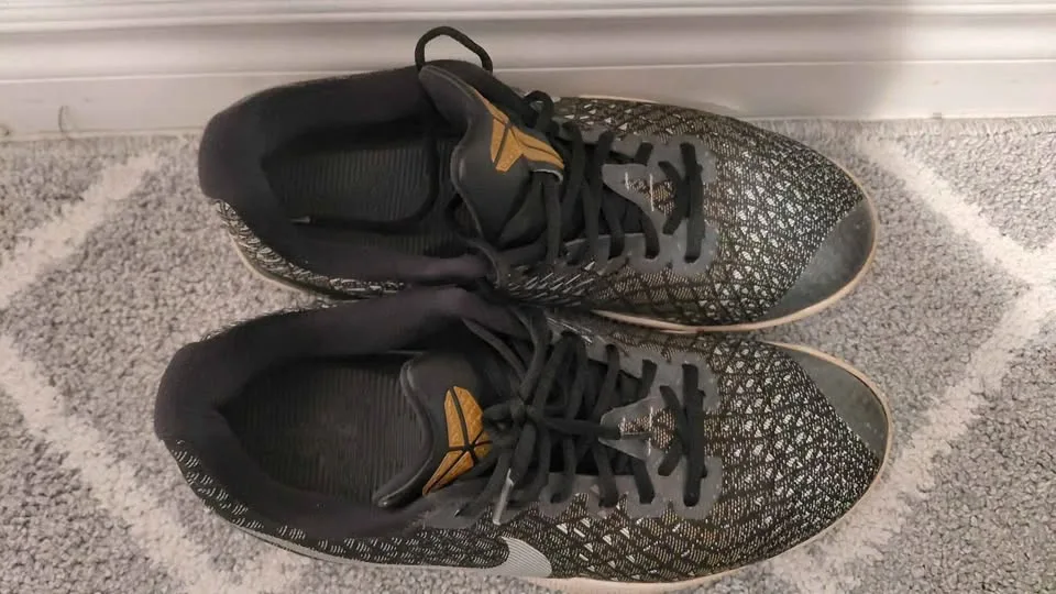 Rarely Nike Air Zoom, size 9 image indicator(3)