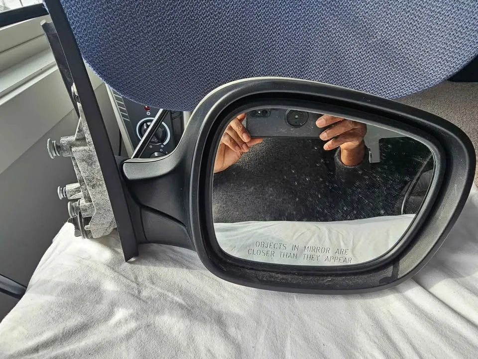 2011-2014 BMW X3 Right Power Fold Door Mirror Heated W/ Camera image indicator(4)