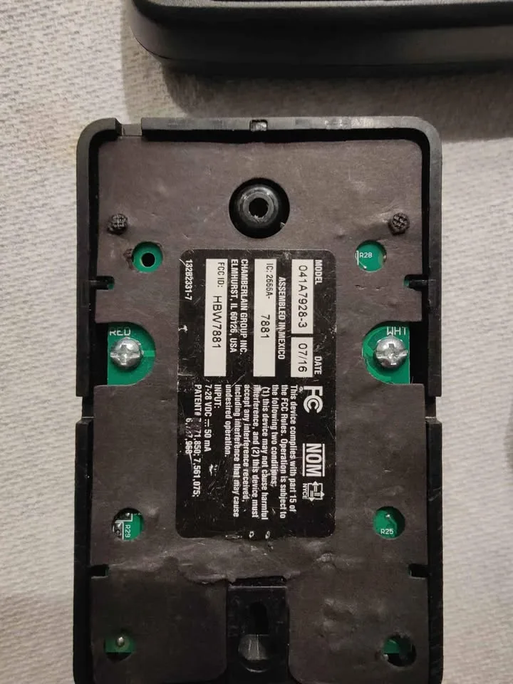 Chamberlain CIGCWC garage door opener image indicator(2)