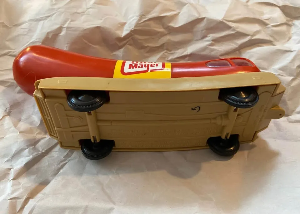 Vintage Oscar Mayer Wienermobile Bank 10" image indicator(6)