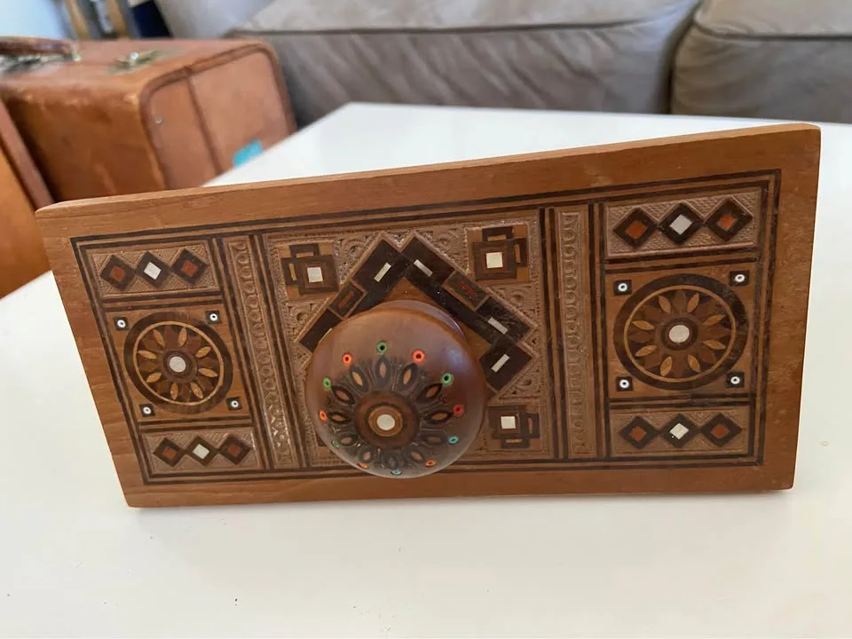 Vintage 1940s-era wooden desktop set with mother of pearl inlay image indicator(4)