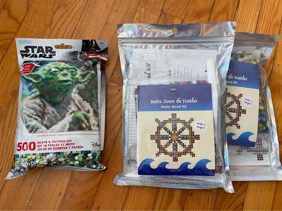 Perler Bead bundle with Star Wars Yoda set image indicator(2)