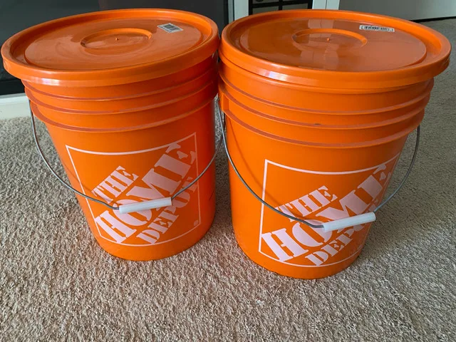 🥕 Home Depot Buckets - set of 2 thumbnail