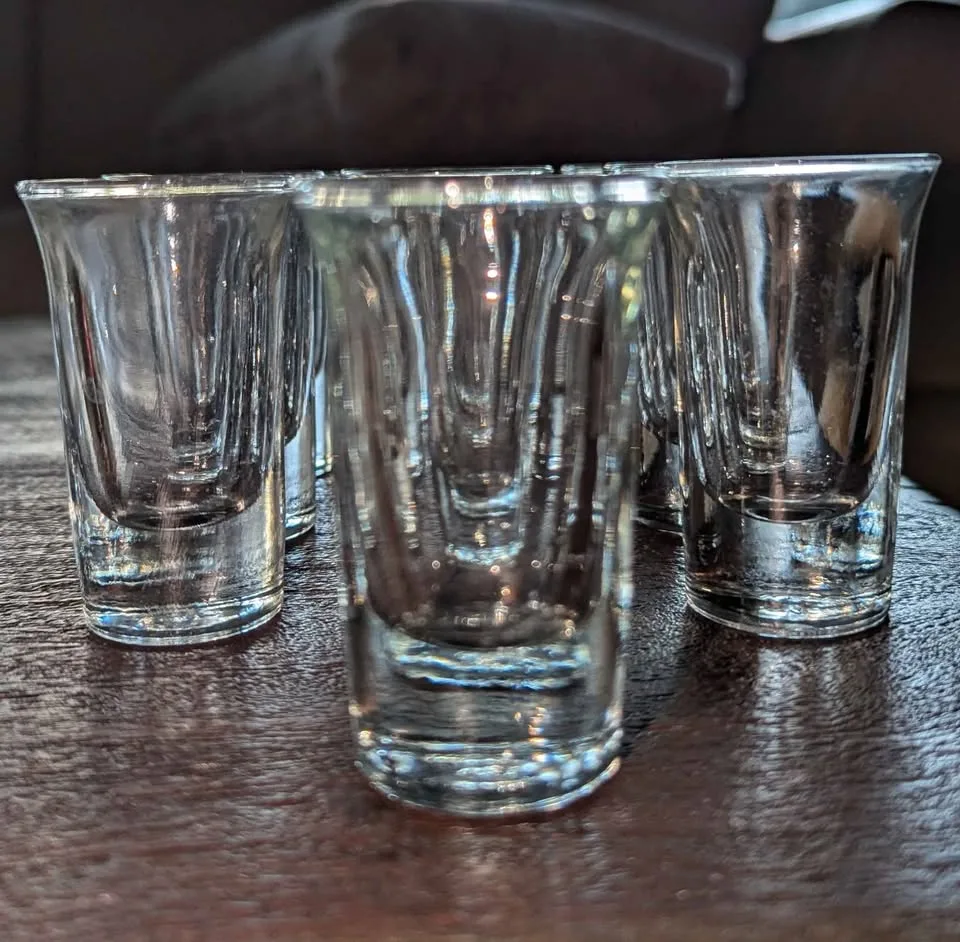 Set of 10+4 Bar Shot Glasses image indicator(6)