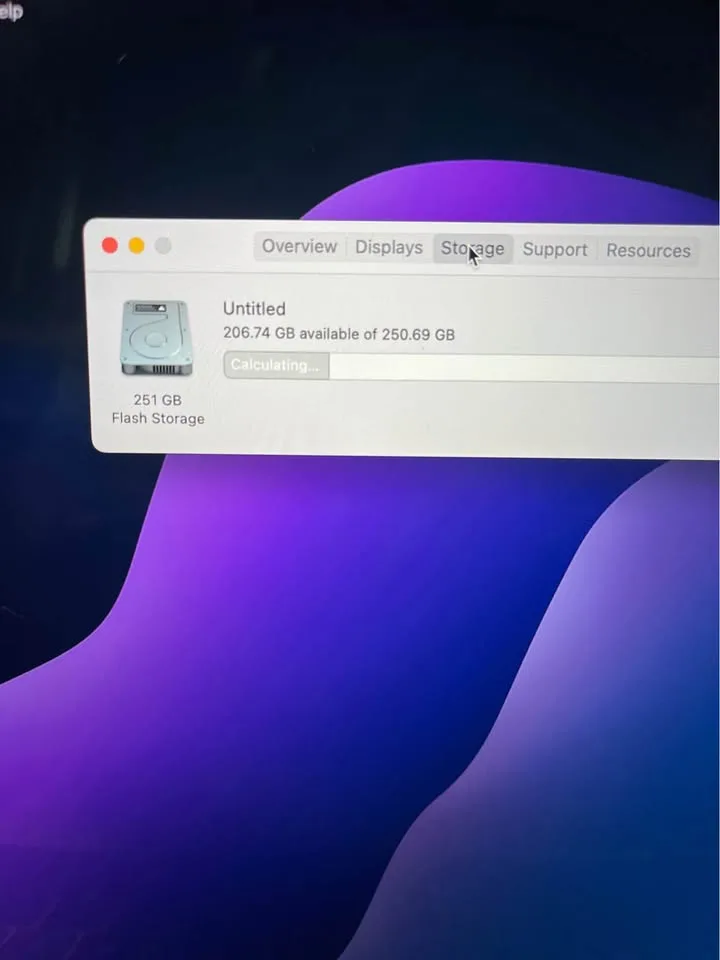 13” MacBook Pro 8GB 256SSD image indicator(3)
