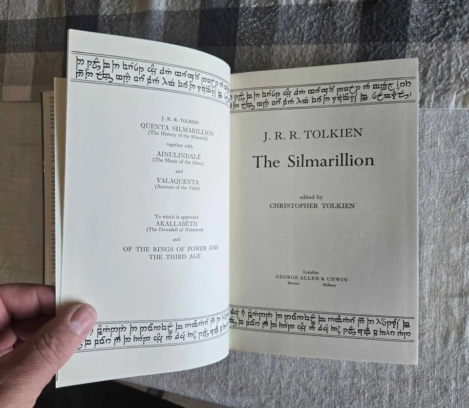 1977 JRR Tolkien The Silmarillion 1st ed Uk hardback image indicator(7)