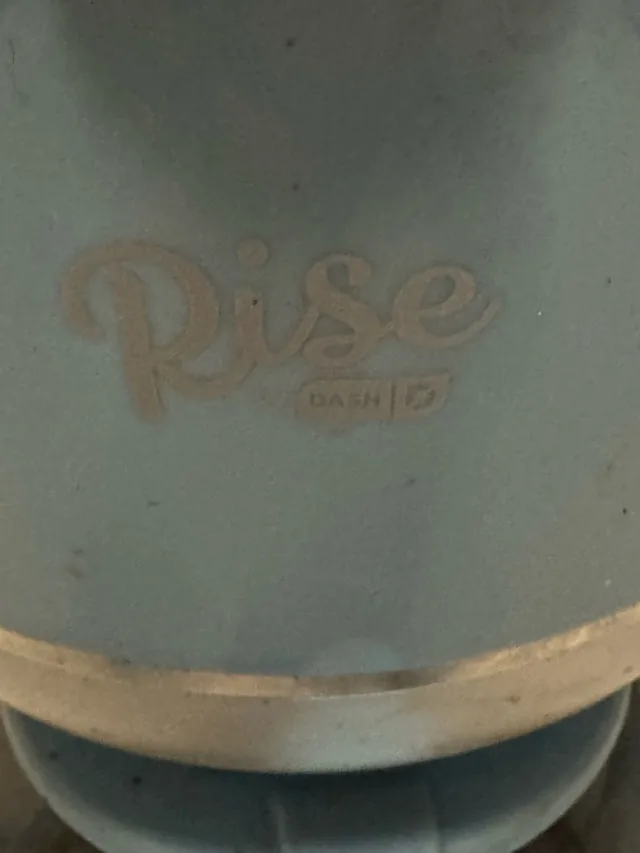 Rise by Dash Coffee Maker – Light Blue – Excellent Condition! image indicator(2)