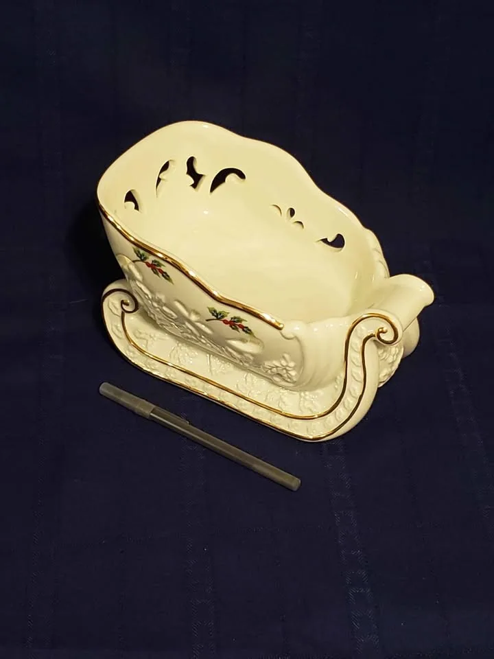 PartyLite Sleigh candle holder image indicator(2)