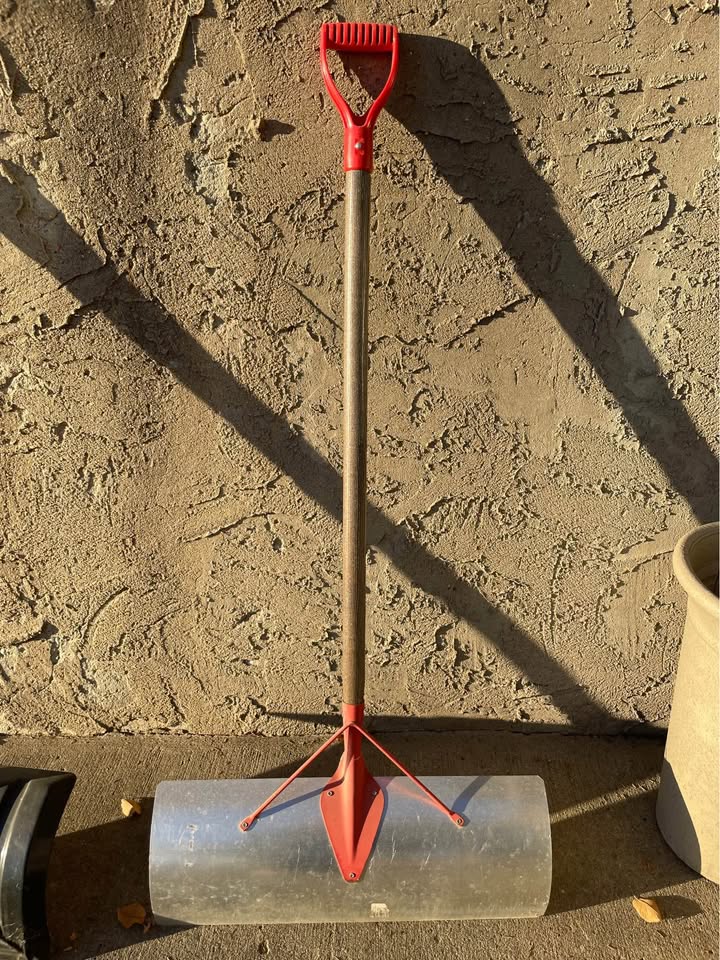 Snow shovel - photo 2