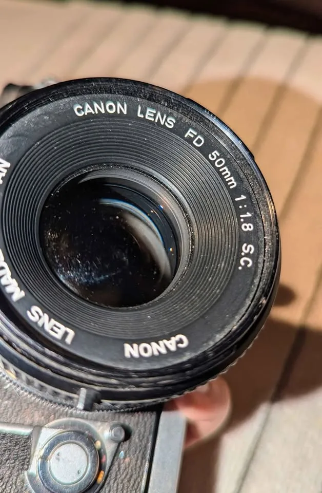 Canon FTb QL 35mm Film Camera + Canon FD 50mm f/1.8 Lens image indicator(4)