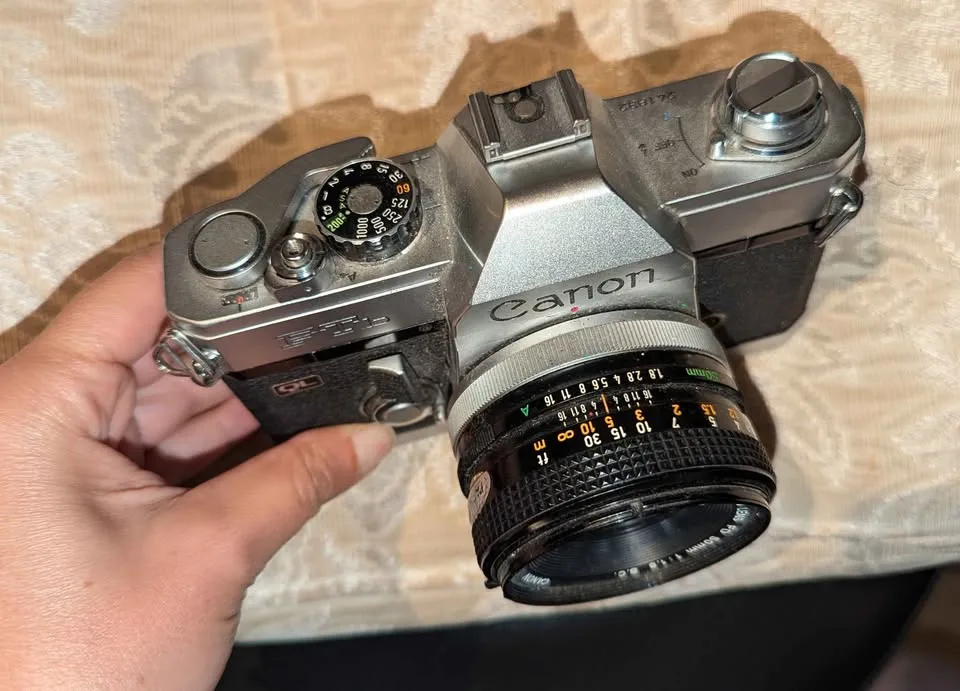 Canon FTb QL 35mm Film Camera + Canon FD 50mm f/1.8 Lens image indicator(6)