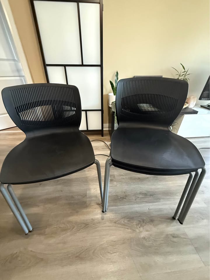 Steelcase Stacking Chairs - photo 2