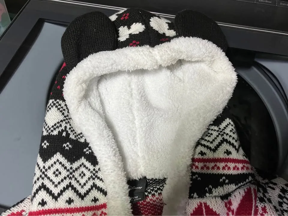 Mickey Hooded Sweater image indicator(2)