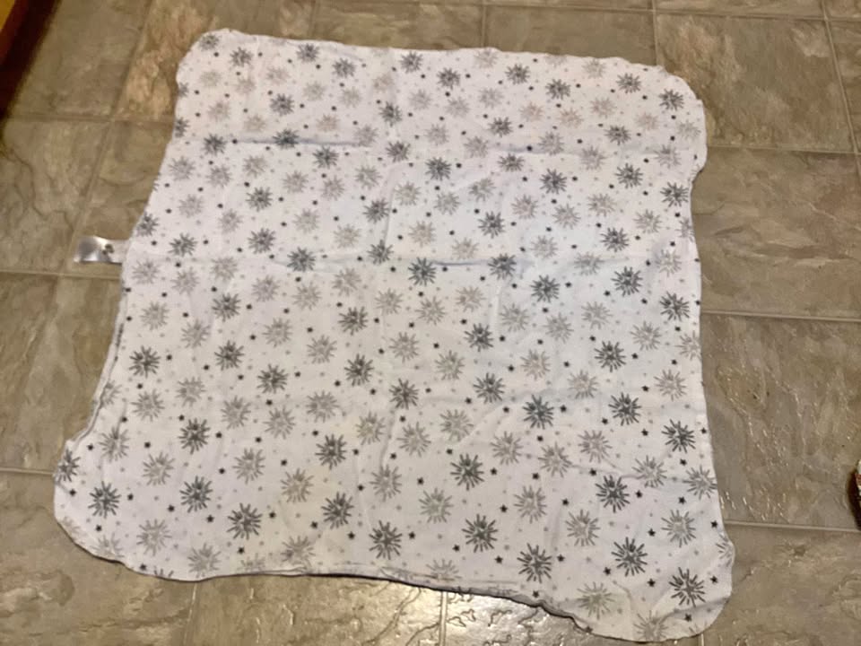 Baby swaddle