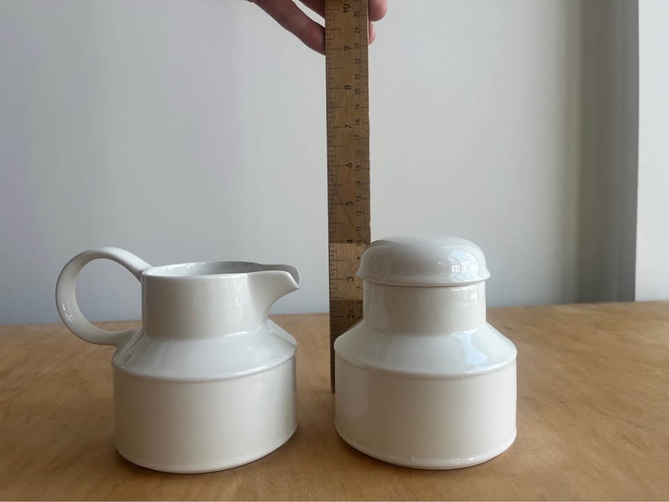 VINTAGE WEDGEWOOD “MIDWINTER” SUGAR & CREAMER SET - photo 3