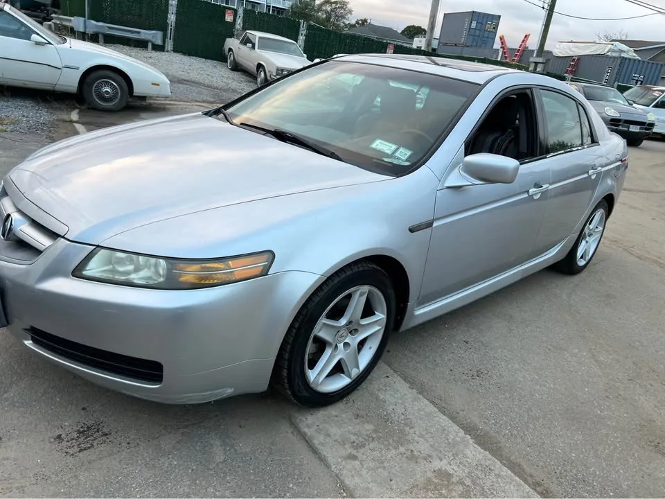 2004 Acura TL · 3.2 Sedan 4D image indicator(8)
