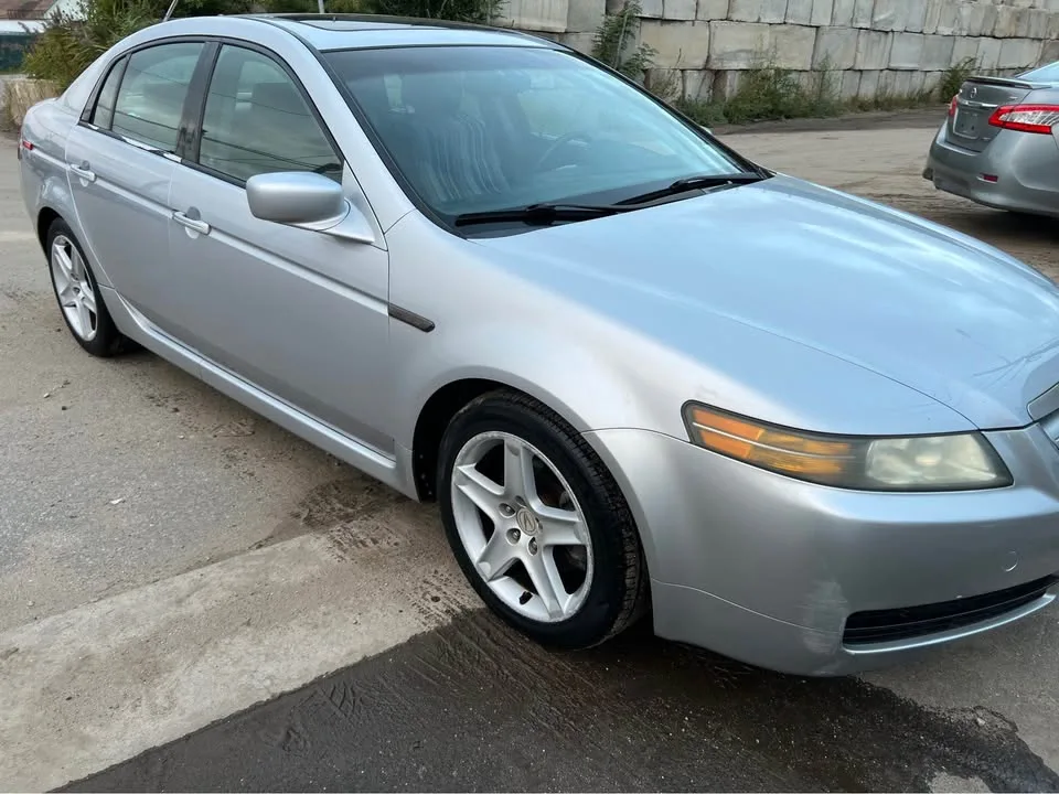 2004 Acura TL · 3.2 Sedan 4D image indicator(9)