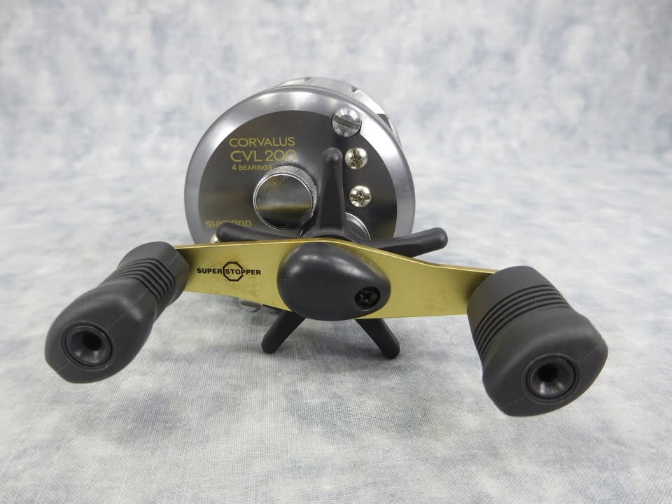 SHIMANO Corvalus CVL 200 Right-Hand Round Baitcasting Reel - photo 2