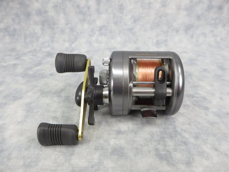 SHIMANO Corvalus CVL 200 Right-Hand Round Baitcasting Reel - photo 4