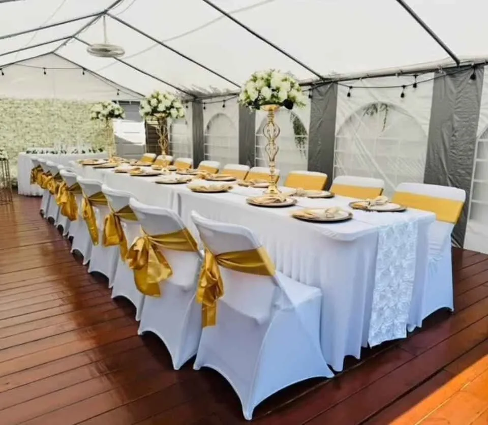 Decoración y lugar en renta Maspeth queens image indicator(4)