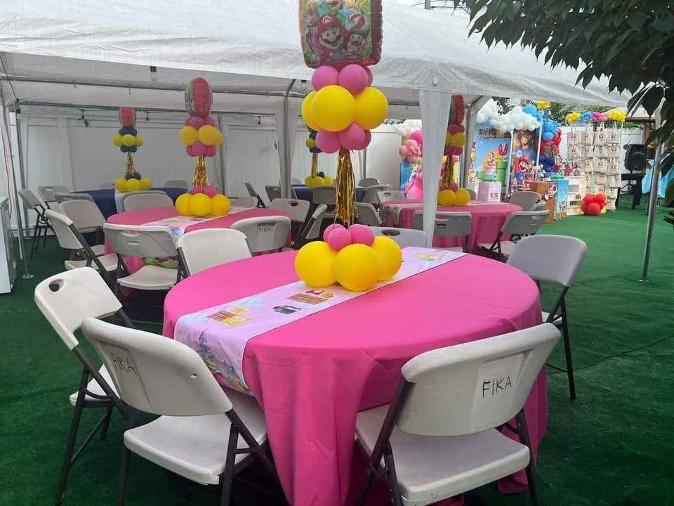 Decoración y lugar en renta Maspeth queens image indicator(9)