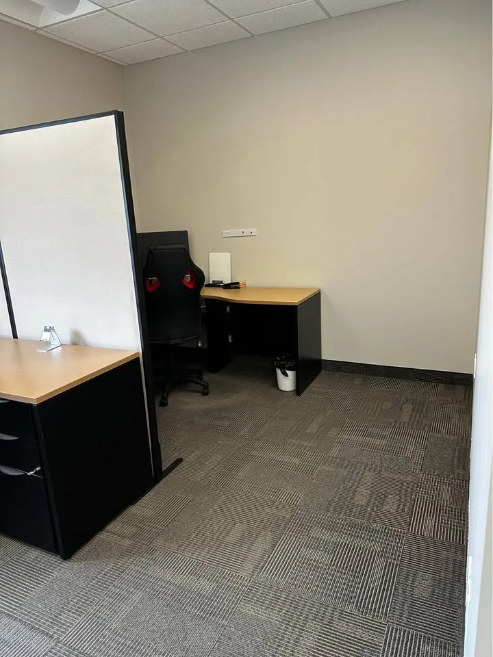 Office in Vaughan image indicator(2)