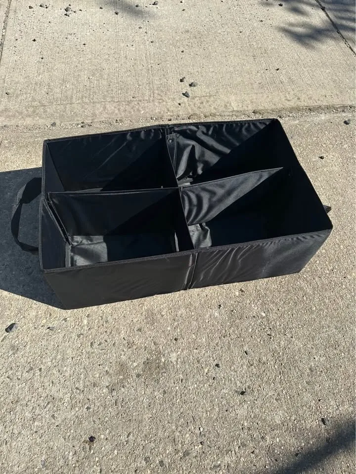 Jeep Collapsible Cargo Storage Tote image indicator(2)