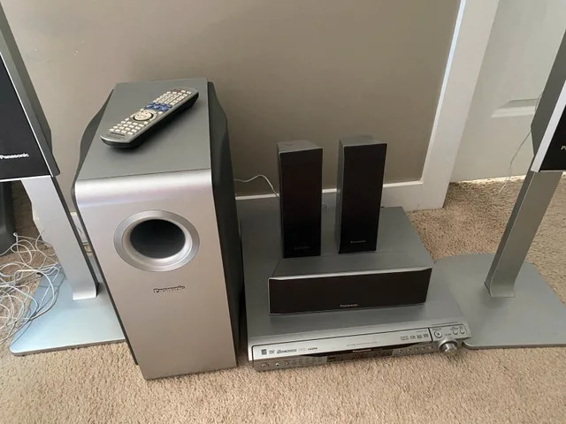 🥕 Panasonic Home Theatre System thumbnail
