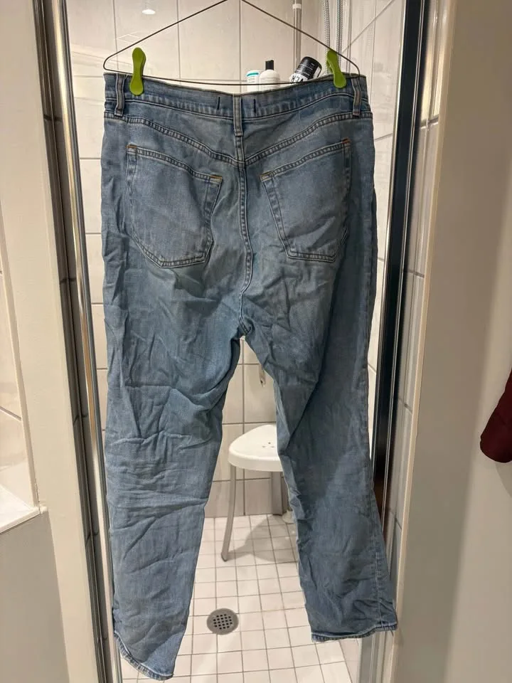 Abercrombie & Fitch 90s Slim Straight Ultra High Rise - 32 image indicator(2)