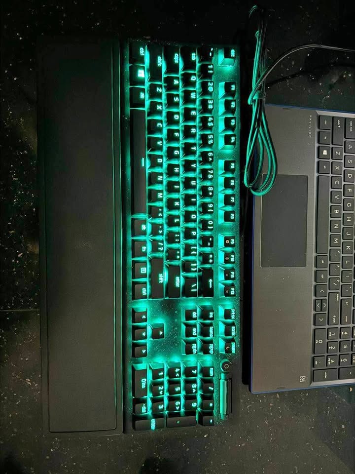 Razer Huntsman V2 PUBG Edition Keyboard (New)
