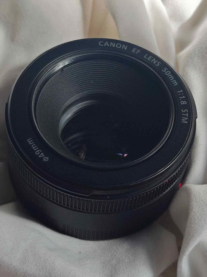 Canon EF Lenz 50mm - photo 3