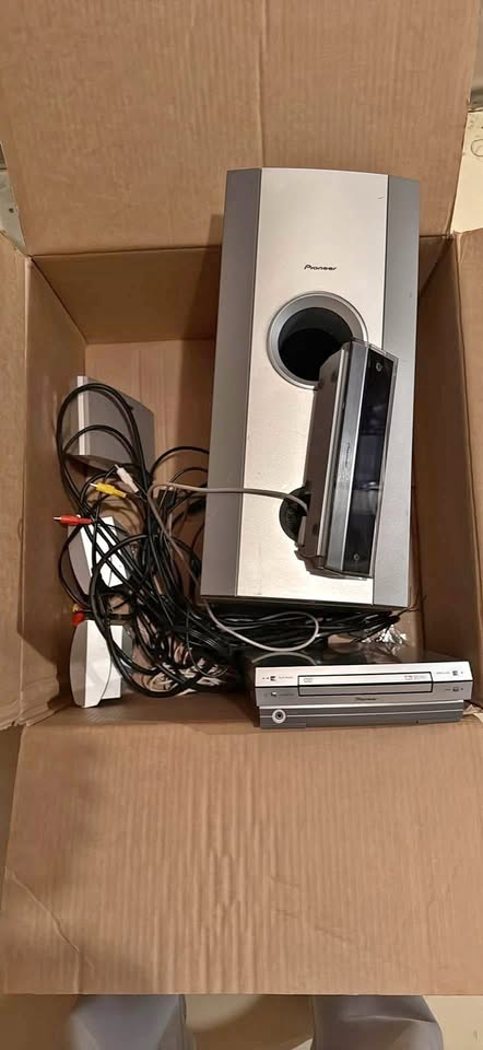 Pioneer Stereo equipment