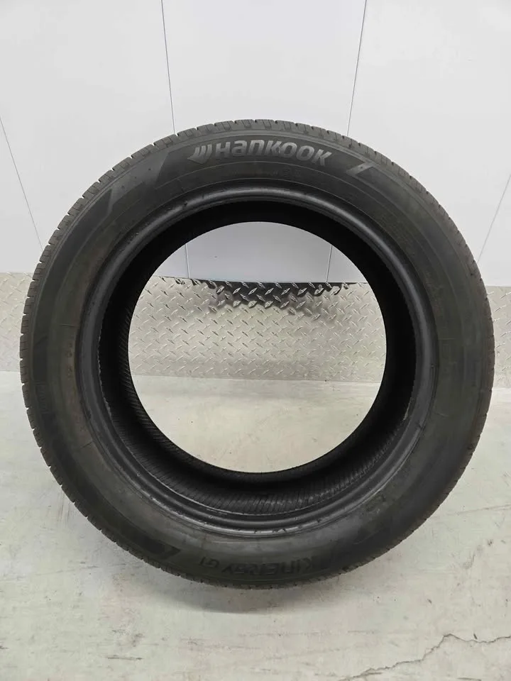 Hankook Kinergy GT Tire- 235/50R19 image indicator(5)