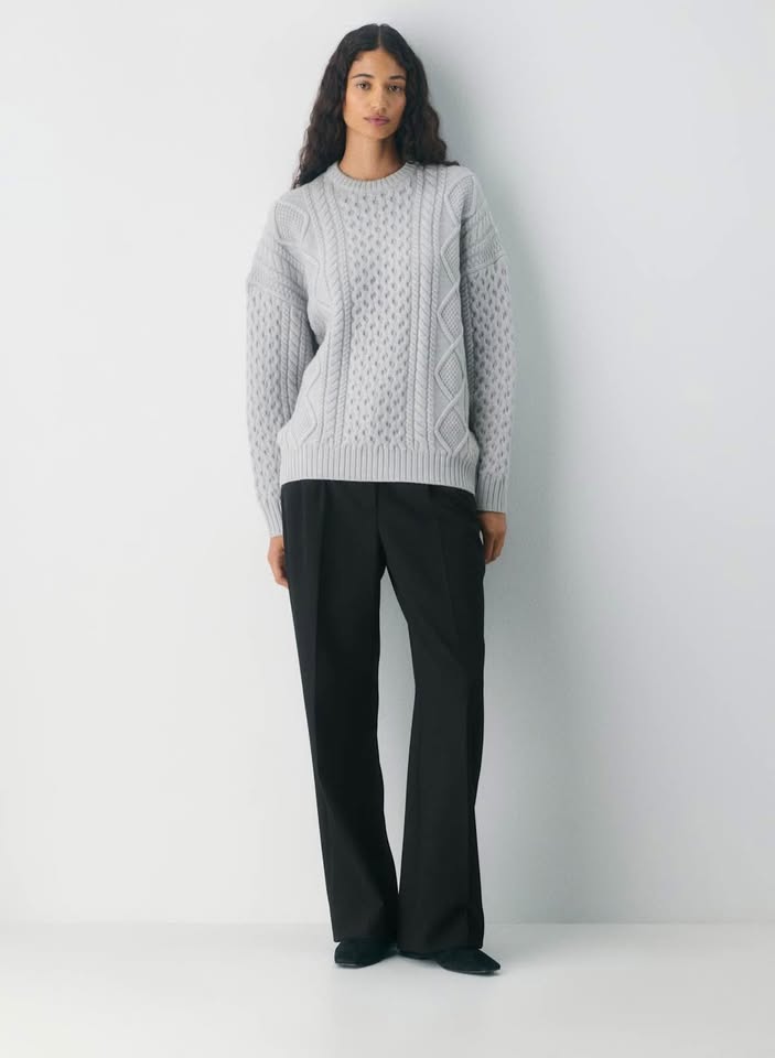 Aritzia Merino Wool Crew Sweater Size S NWT - photo 2