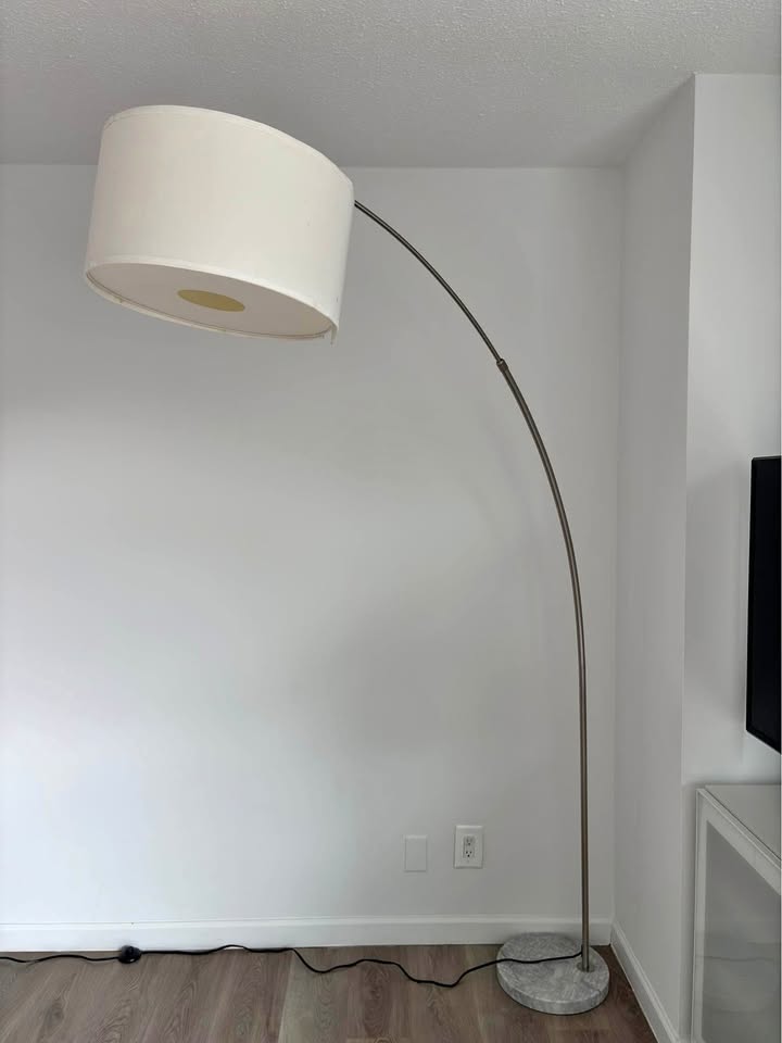 Floor lamp