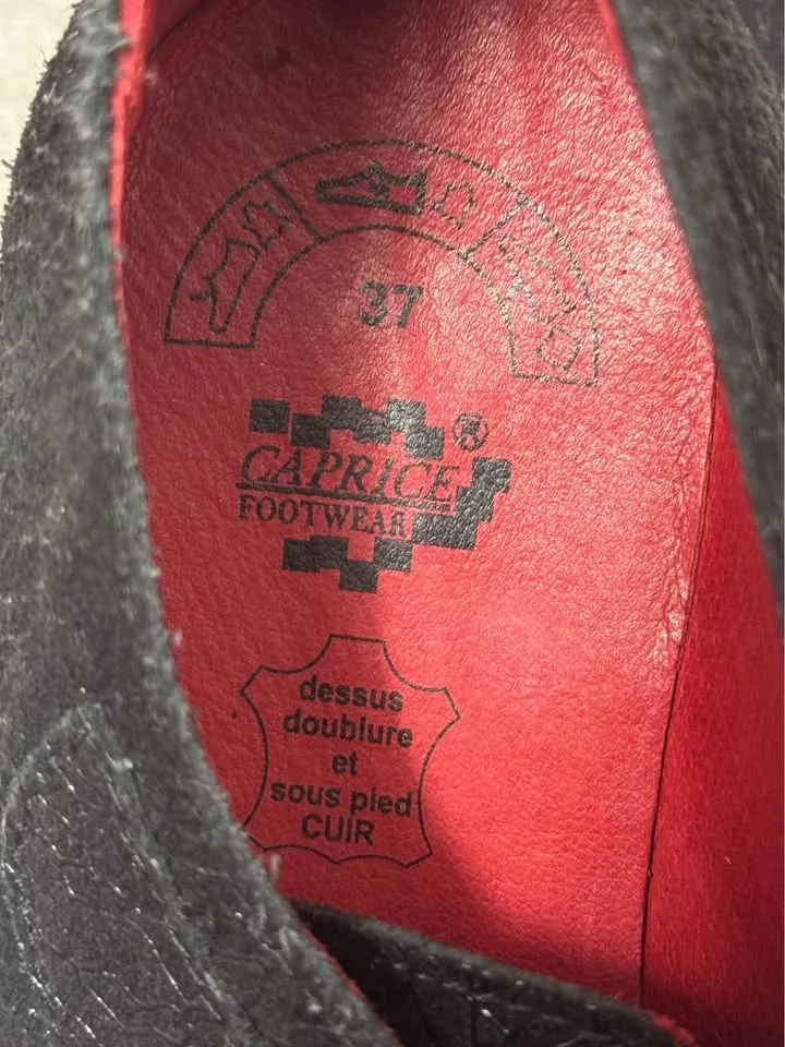 Leather women shoes image indicator(3)