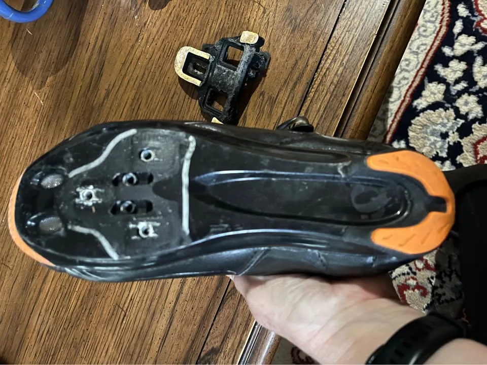 Pearl Izumi Cycling Shoes—size 38 with cleats image indicator(4)