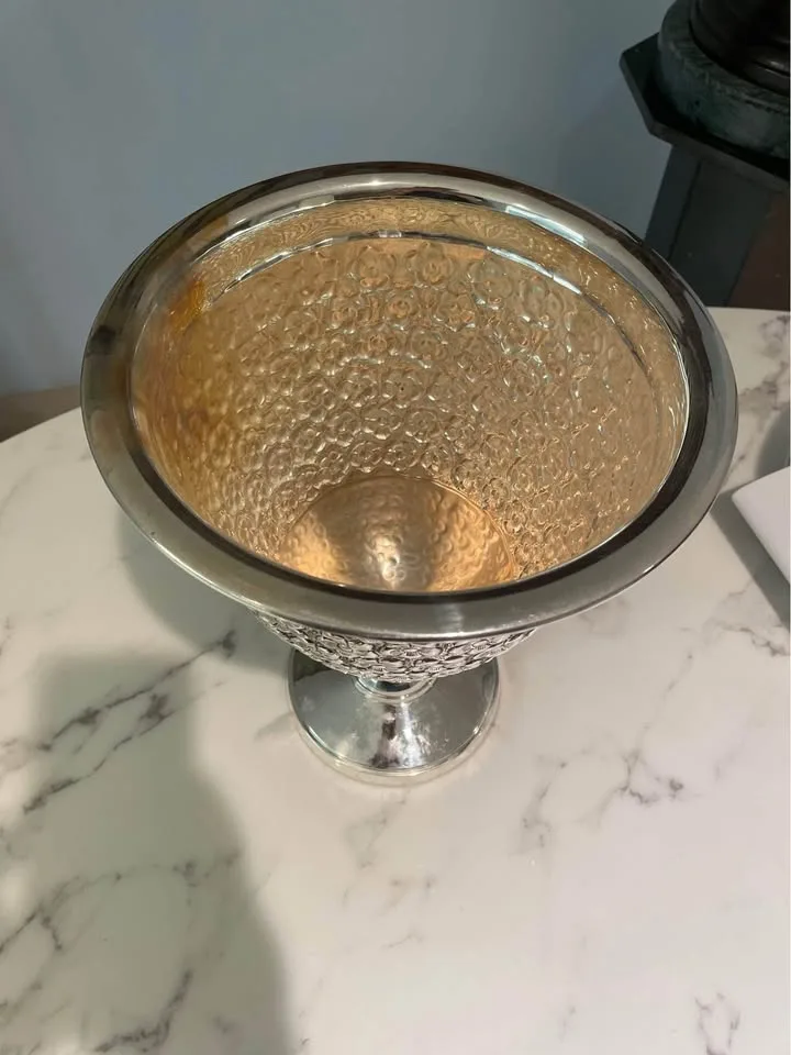 Silver plated vase/ice bucket image indicator(4)