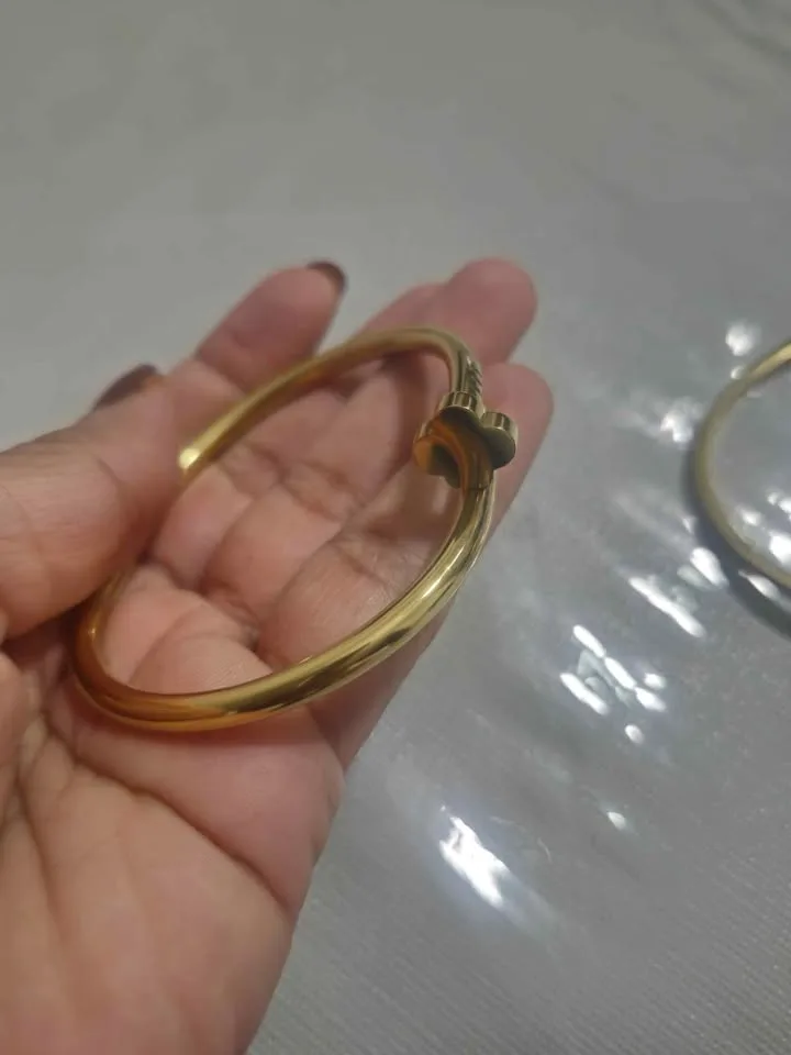 ✨ Luxury 4pcs Gold Stainless Steel Bracelet Set – $30 ✨ image indicator(8)