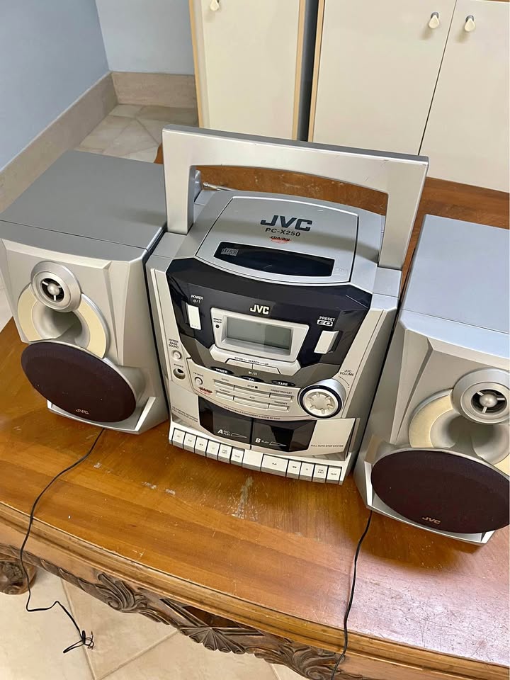JVC Stereo System