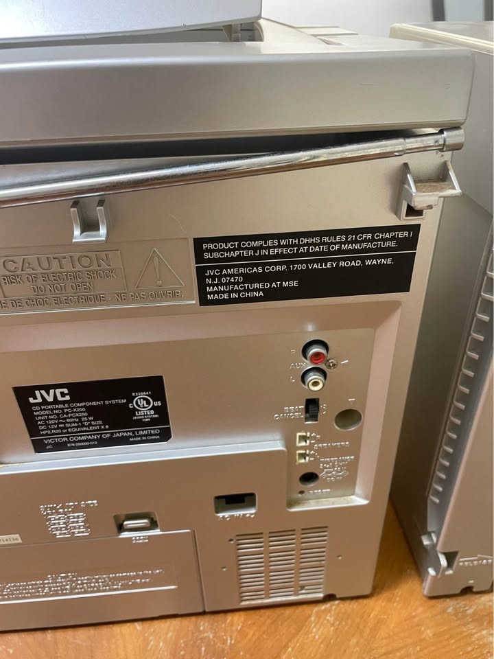 JVC Stereo System - photo 3