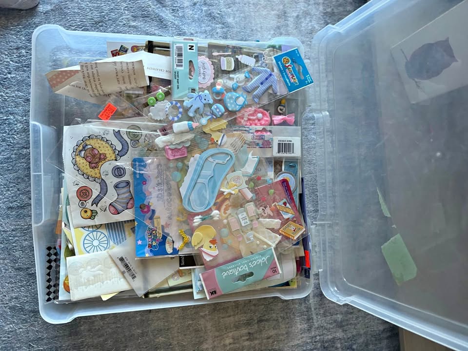 Stickers (Scrapbook)
