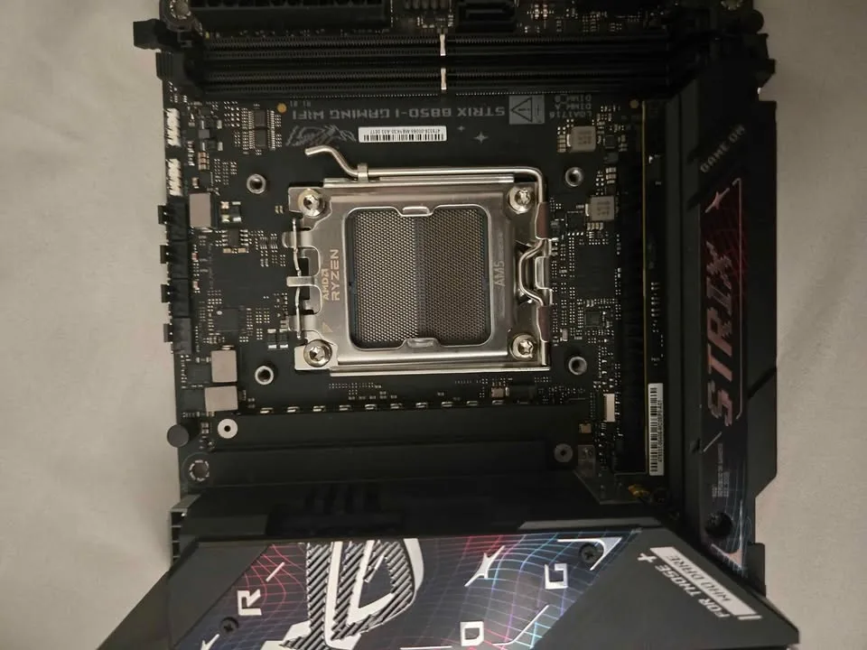 Various motherboard rog msi gigabyte image indicator(5)