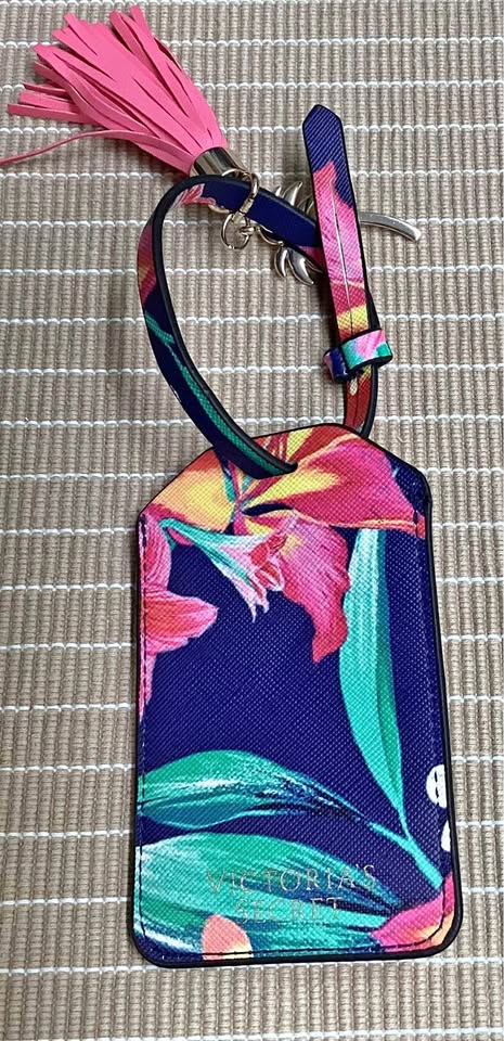 Victoria's Secret luggage tag