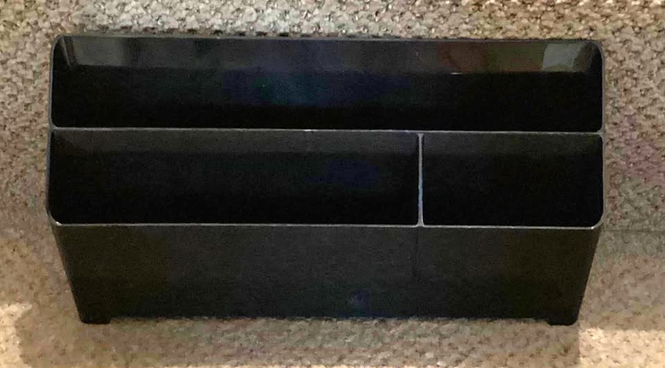 Storage container