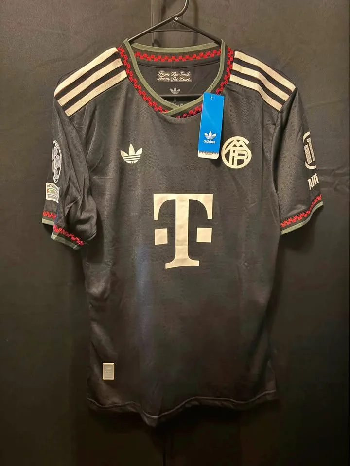 Harry Kane Bayern Munich 25/26 Oktoberfest Jersey