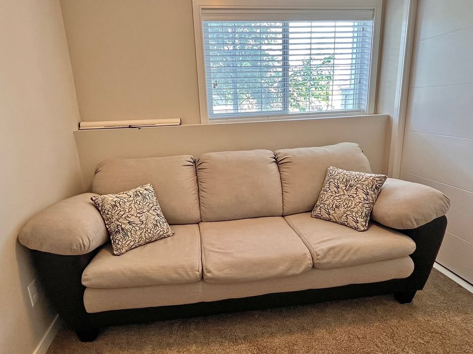 Moving sell comfortable 89" Pillow Top Arm Sofa