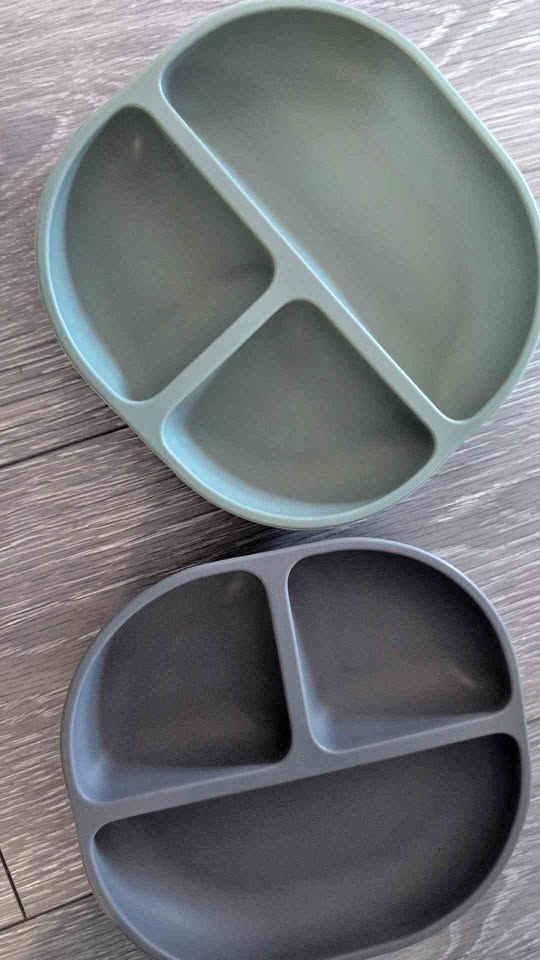 Silicone suction plates brand new baby