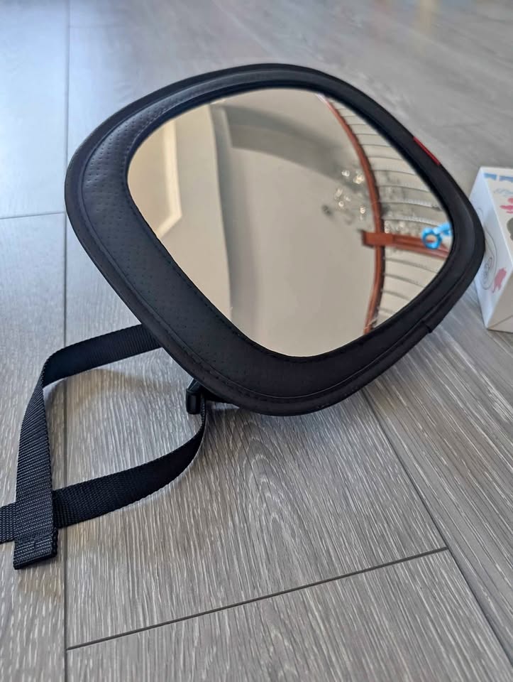 Baby mirror